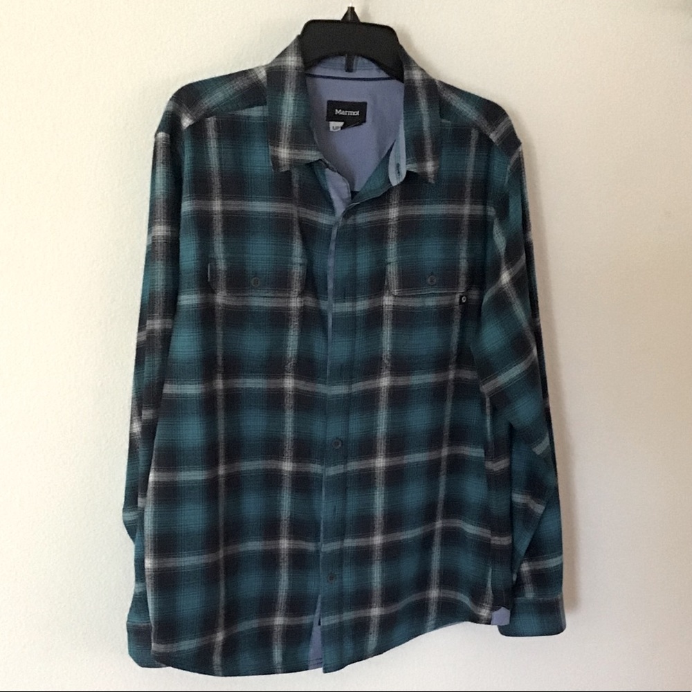 Men’s button down flannel shirt